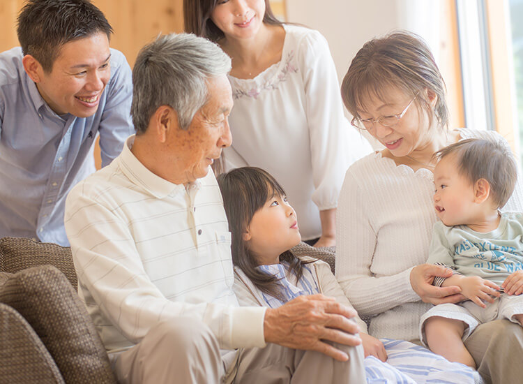 小児からご高齢の方まで、家族で通えるクリニック